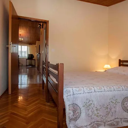 Two-bedroom In X Apartmán